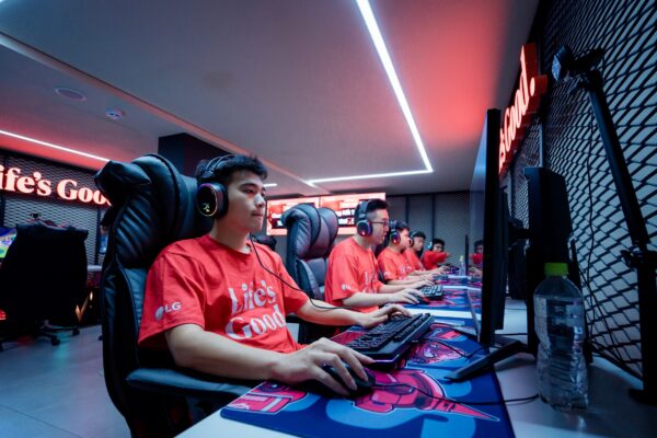 The Magnetic Revolution: How Next-Gen Gaming Keyboards Are Redefining Esports Performance