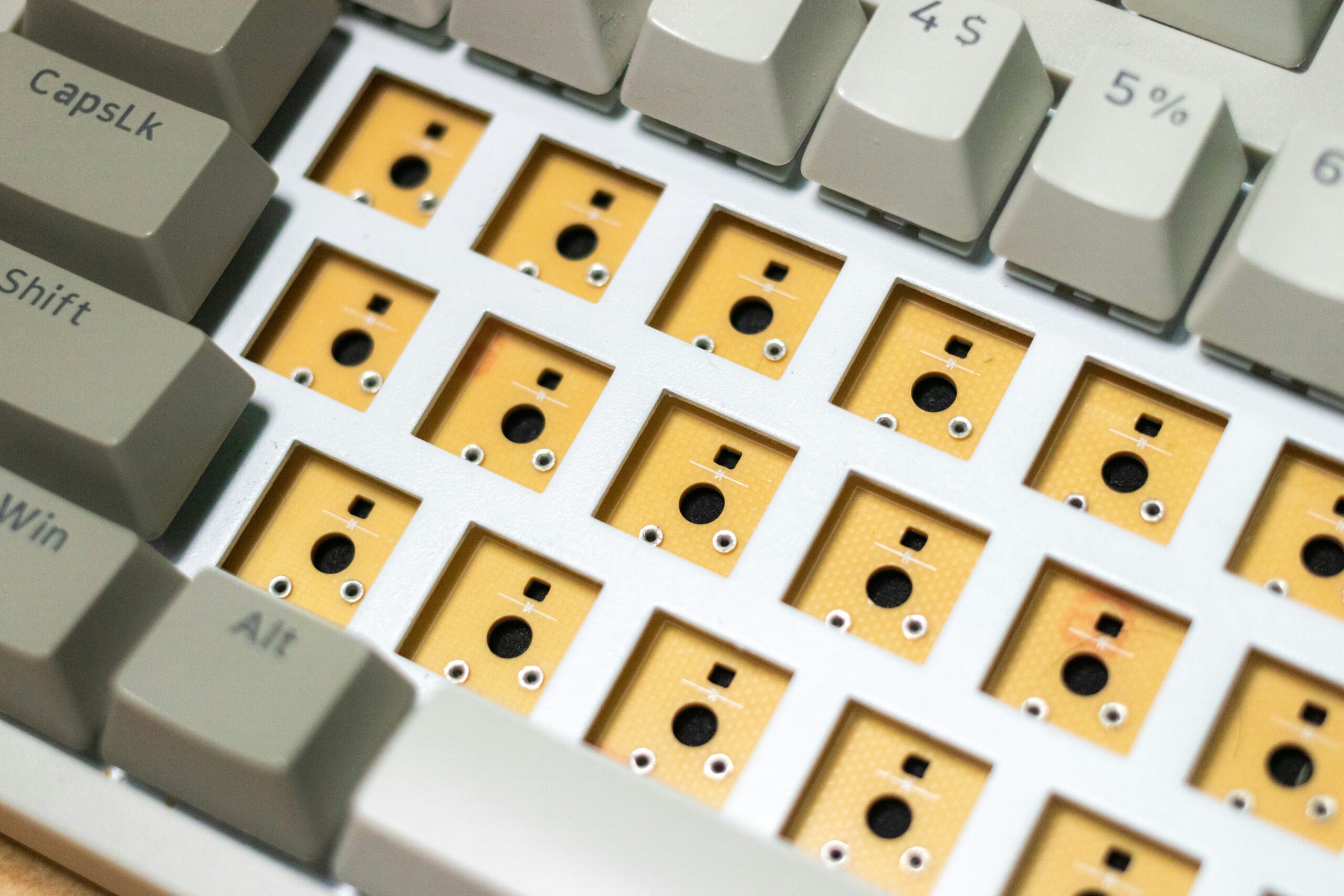 Close-up of mechanical keyboard switches - Mechanical Keyboard, Key Switch Replacement Operation