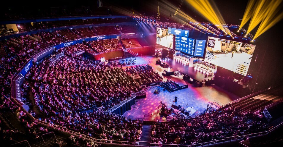 esports arena with crowd - Top 10 Esports Arenas in the World | SENET Blog
